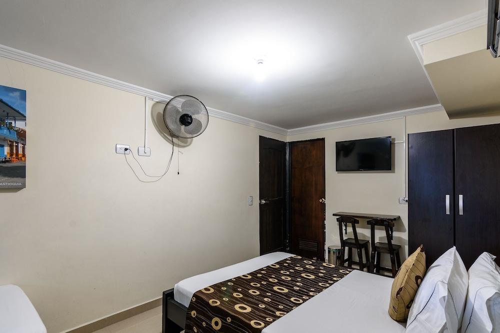 Hotel Verony San Joaquin Medellín Esterno foto