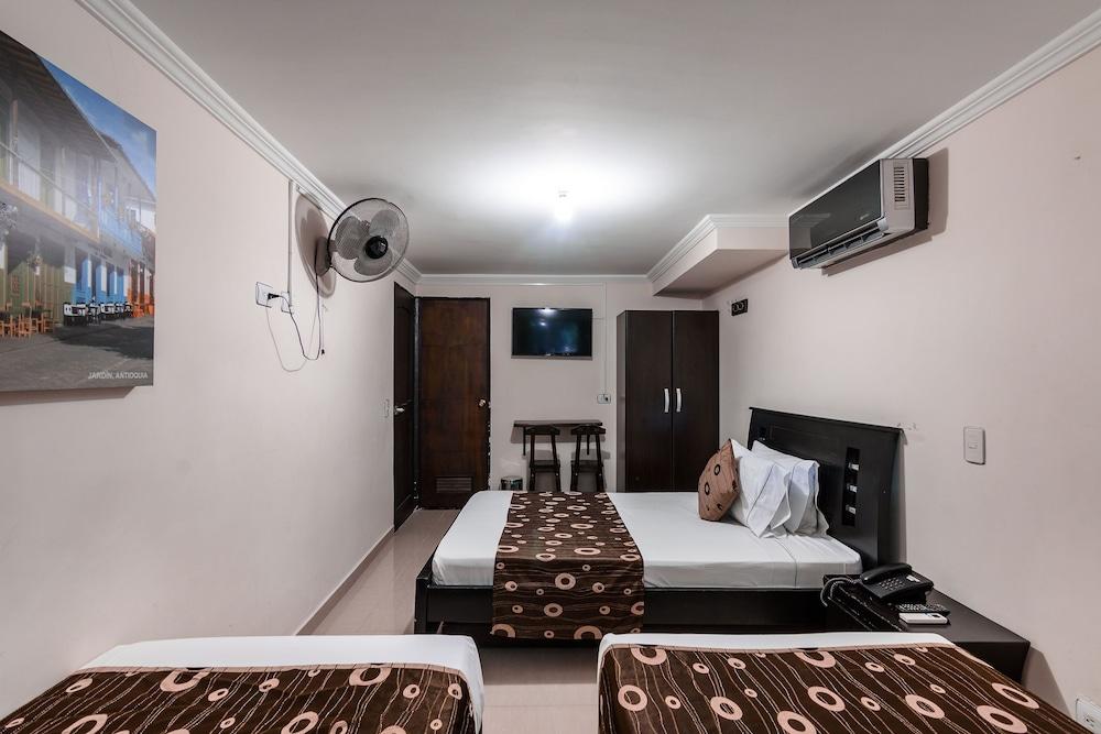 Hotel Verony San Joaquin Medellín Esterno foto